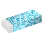 Lot de 2 gommes blanches rectangulaires avec fourreau motif bleu – AUCHAN 1